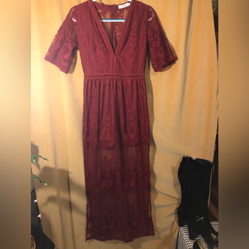 EUC Eleter Maroon Lace Maxi Dress. Size S
